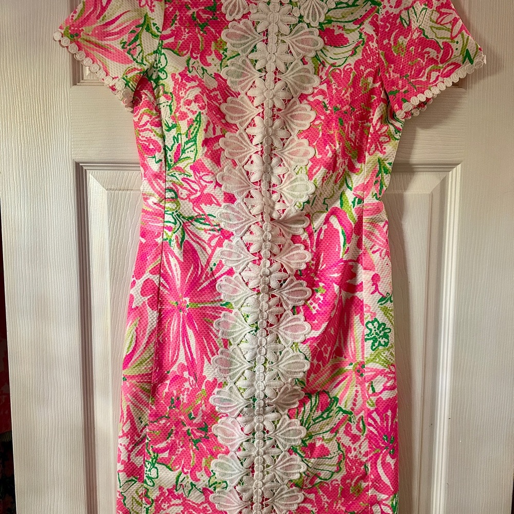 Lilly Pulitzer Pink and White Flutter Sleeve dress